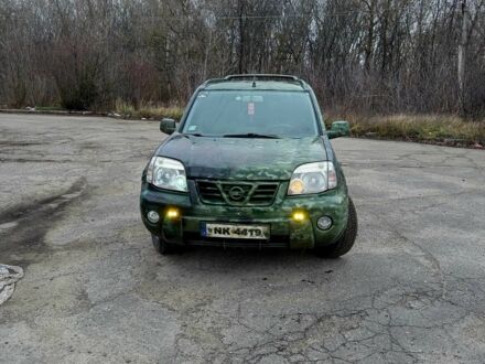 Зелений Ніссан ІксТрейл, об'ємом двигуна 2.2 л та пробігом 267 тис. км за 2951 $, фото 1 на Automoto.ua