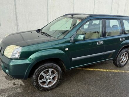 Зеленый Ниссан ИксТрейл, объемом двигателя 0 л и пробегом 218 тыс. км за 3170 $, фото 1 на Automoto.ua