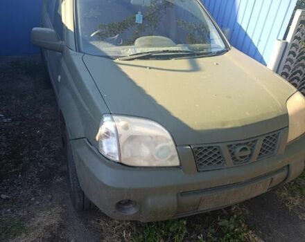Зелений Ніссан ІксТрейл, об'ємом двигуна 2.2 л та пробігом 270 тис. км за 3200 $, фото 1 на Automoto.ua