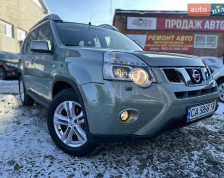 Зелений Ніссан ІксТрейл, об'ємом двигуна 2 л та пробігом 227 тис. км за 11800 $, фото 1 на Automoto.ua