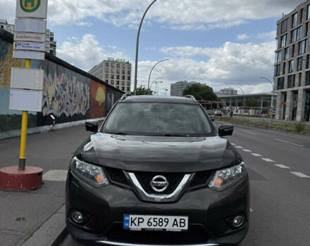 Зеленый Ниссан ИксТрейл, объемом двигателя 1.6 л и пробегом 180 тыс. км за 17000 $, фото 1 на Automoto.ua