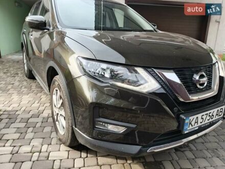 Ніссан ІксТрейл 2019 у Києві на Automoto.ua Зелений Ніссан ІксТрейл, об'ємом двигуна 2 л та пробігом 15 тис. км за 25700 $, фото 1 на Automoto.ua