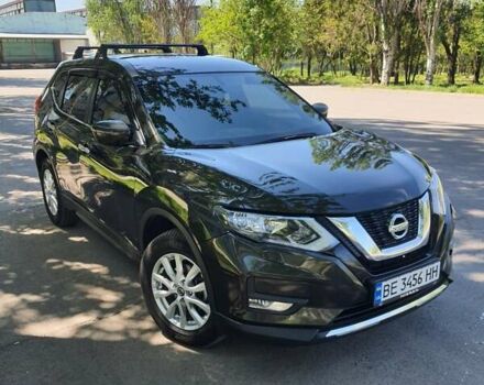 Зелений Ніссан ІксТрейл, об'ємом двигуна 1.6 л та пробігом 101 тис. км за 25000 $, фото 1 на Automoto.ua
