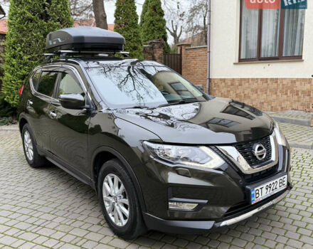 Зеленый Ниссан ИксТрейл, объемом двигателя 1.6 л и пробегом 84 тыс. км за 22900 $, фото 1 на Automoto.ua