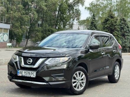 Ниссан ИксТрейл 2021 в Днепре (Днепропетровске) на Automoto.ua Зеленый Ниссан ИксТрейл, объемом двигателя 2 л и пробегом 35 тыс. км за 21000 $, фото 1 на Automoto.ua