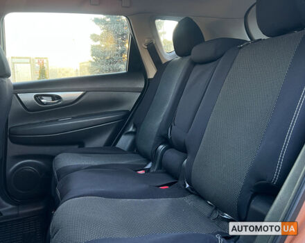 Оранжевый Ниссан ИксТрейл, объемом двигателя 1.6 л и пробегом 125 тыс. км за 17300 $, фото 12 на Automoto.ua