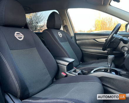 Оранжевый Ниссан ИксТрейл, объемом двигателя 1.6 л и пробегом 125 тыс. км за 17300 $, фото 9 на Automoto.ua