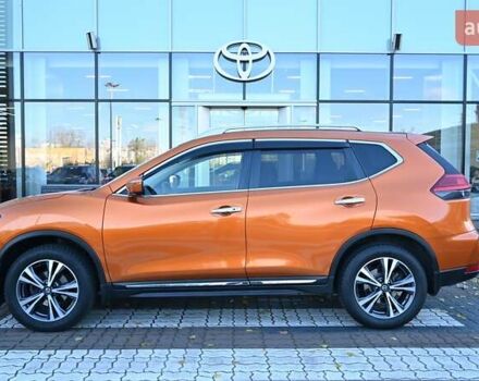 Оранжевый Ниссан ИксТрейл, объемом двигателя 1.6 л и пробегом 122 тыс. км за 18262 $, фото 2 на Automoto.ua