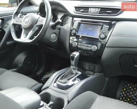 Оранжевый Ниссан ИксТрейл, объемом двигателя 2 л и пробегом 70 тыс. км за 19900 $, фото 38 на Automoto.ua