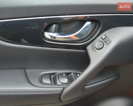 Оранжевый Ниссан ИксТрейл, объемом двигателя 2 л и пробегом 70 тыс. км за 19900 $, фото 16 на Automoto.ua