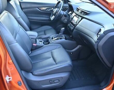 Оранжевый Ниссан ИксТрейл, объемом двигателя 1.6 л и пробегом 122 тыс. км за 18262 $, фото 5 на Automoto.ua