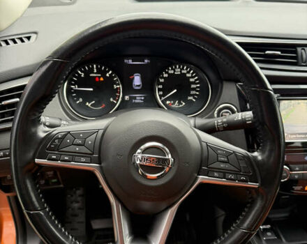 Оранжевый Ниссан ИксТрейл, объемом двигателя 1.6 л и пробегом 71 тыс. км за 20500 $, фото 2 на Automoto.ua