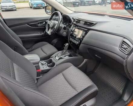 Оранжевый Ниссан ИксТрейл, объемом двигателя 2.49 л и пробегом 52 тыс. км за 22800 $, фото 17 на Automoto.ua