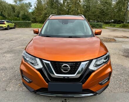 Оранжевый Ниссан ИксТрейл, объемом двигателя 1.6 л и пробегом 30 тыс. км за 13000 $, фото 1 на Automoto.ua