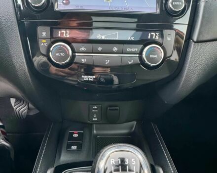 Оранжевый Ниссан ИксТрейл, объемом двигателя 1.6 л и пробегом 30 тыс. км за 13000 $, фото 10 на Automoto.ua