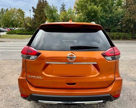 Оранжевый Ниссан ИксТрейл, объемом двигателя 1.6 л и пробегом 30 тыс. км за 13000 $, фото 5 на Automoto.ua