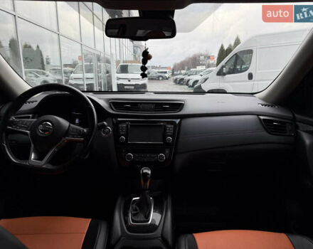 Оранжевый Ниссан ИксТрейл, объемом двигателя 1.6 л и пробегом 71 тыс. км за 20500 $, фото 15 на Automoto.ua