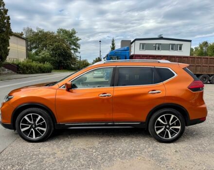 Оранжевый Ниссан ИксТрейл, объемом двигателя 1.6 л и пробегом 30 тыс. км за 13000 $, фото 3 на Automoto.ua