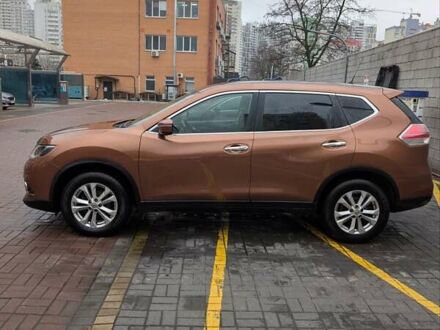Оранжевый Ниссан ИксТрейл, объемом двигателя 1.6 л и пробегом 170 тыс. км за 14000 $, фото 1 на Automoto.ua