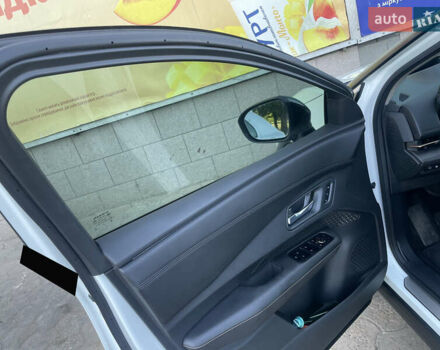 Білий Ніссан Ariya, об'ємом двигуна 0 л та пробігом 32 тис. км за 27000 $, фото 19 на Automoto.ua