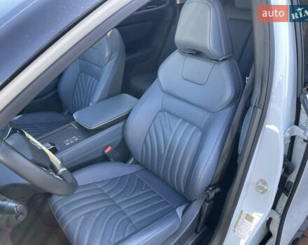 Білий Ніссан Ariya, об'ємом двигуна 0 л та пробігом 33 тис. км за 36800 $, фото 12 на Automoto.ua