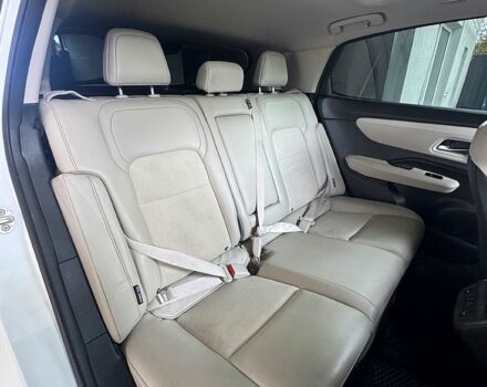 Білий Ніссан Ariya, об'ємом двигуна 0 л та пробігом 33 тис. км за 30300 $, фото 4 на Automoto.ua