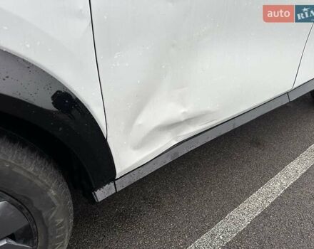 Белый Ниссан Ariya, объемом двигателя 0 л и пробегом 13 тыс. км за 22100 $, фото 14 на Automoto.ua