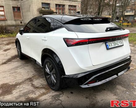 Белый Ниссан Ariya, объемом двигателя 0 л и пробегом 11 тыс. км за 27900 $, фото 2 на Automoto.ua