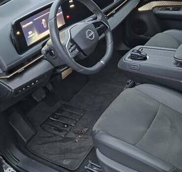 Чорний Ніссан Ariya, об'ємом двигуна 0 л та пробігом 14 тис. км за 25400 $, фото 8 на Automoto.ua