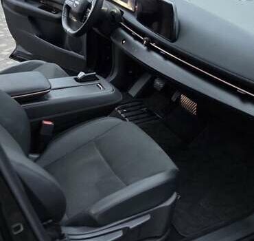 Чорний Ніссан Ariya, об'ємом двигуна 0 л та пробігом 14 тис. км за 25400 $, фото 9 на Automoto.ua