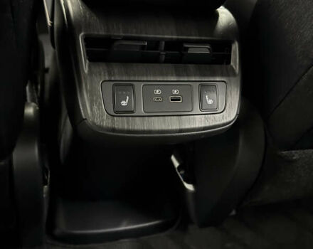 Сірий Ніссан Ariya, об'ємом двигуна 0 л та пробігом 43 тис. км за 24500 $, фото 24 на Automoto.ua