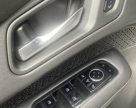 Серый Ниссан Ariya, объемом двигателя 0 л и пробегом 16 тыс. км за 26700 $, фото 7 на Automoto.ua