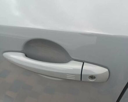 Серый Ниссан Ariya, объемом двигателя 0 л и пробегом 28 тыс. км за 17500 $, фото 6 на Automoto.ua