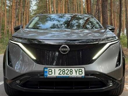 Серый Ниссан Ariya, объемом двигателя 0 л и пробегом 33 тыс. км за 30900 $, фото 1 на Automoto.ua