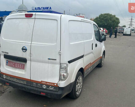 Белый Ниссан e-NV200, объемом двигателя 0 л и пробегом 158 тыс. км за 8500 $, фото 1 на Automoto.ua