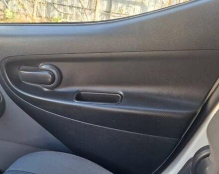 Белый Ниссан e-NV200, объемом двигателя 0 л и пробегом 120 тыс. км за 9500 $, фото 10 на Automoto.ua