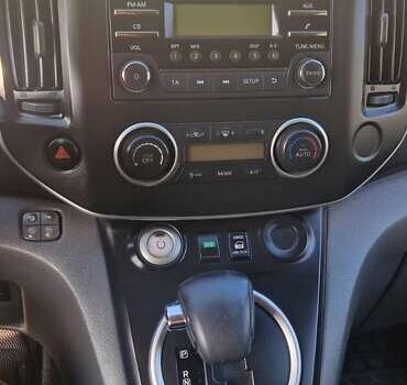 Белый Ниссан e-NV200, объемом двигателя 0 л и пробегом 120 тыс. км за 9500 $, фото 4 на Automoto.ua