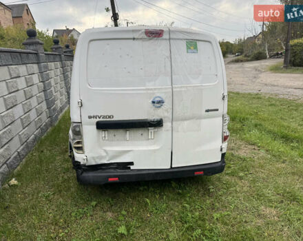 Белый Ниссан e-NV200, объемом двигателя 0 л и пробегом 203 тыс. км за 5600 $, фото 4 на Automoto.ua