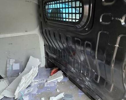 Белый Ниссан e-NV200, объемом двигателя 0 л и пробегом 31 тыс. км за 4800 $, фото 10 на Automoto.ua