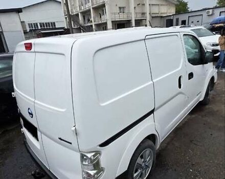 Белый Ниссан e-NV200, объемом двигателя 0 л и пробегом 31 тыс. км за 4800 $, фото 3 на Automoto.ua