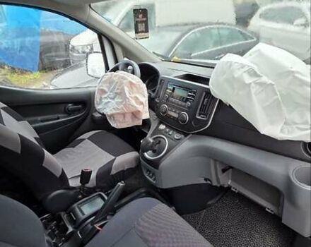 Белый Ниссан e-NV200, объемом двигателя 0 л и пробегом 31 тыс. км за 4800 $, фото 6 на Automoto.ua