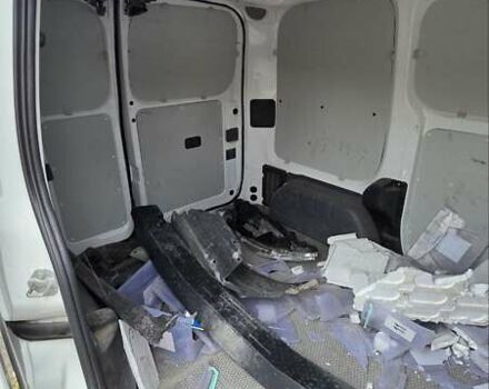 Белый Ниссан e-NV200, объемом двигателя 0 л и пробегом 31 тыс. км за 4800 $, фото 9 на Automoto.ua