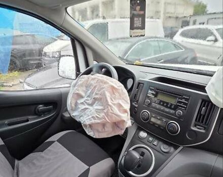 Белый Ниссан e-NV200, объемом двигателя 0 л и пробегом 31 тыс. км за 4800 $, фото 7 на Automoto.ua