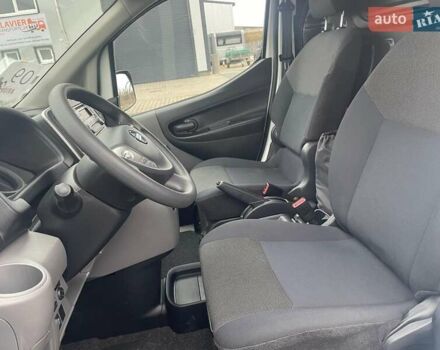 Белый Ниссан e-NV200, объемом двигателя 0 л и пробегом 5 тыс. км за 10500 $, фото 9 на Automoto.ua