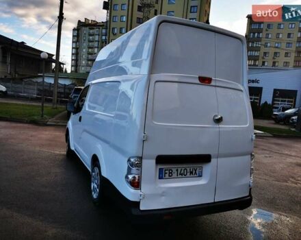Белый Ниссан e-NV200, объемом двигателя 0 л и пробегом 49 тыс. км за 13500 $, фото 7 на Automoto.ua