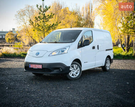 Білий Ніссан e-NV200, об'ємом двигуна 0 л та пробігом 49 тис. км за 14600 $, фото 2 на Automoto.ua