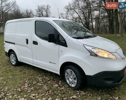 Білий Ніссан e-NV200, об'ємом двигуна 0 л та пробігом 92 тис. км за 12500 $, фото 23 на Automoto.ua
