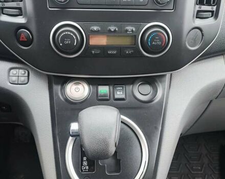 Белый Ниссан e-NV200, объемом двигателя 0 л и пробегом 80 тыс. км за 13500 $, фото 6 на Automoto.ua