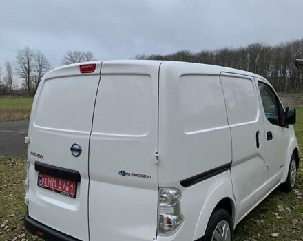 Білий Ніссан e-NV200, об'ємом двигуна 0 л та пробігом 92 тис. км за 12500 $, фото 8 на Automoto.ua