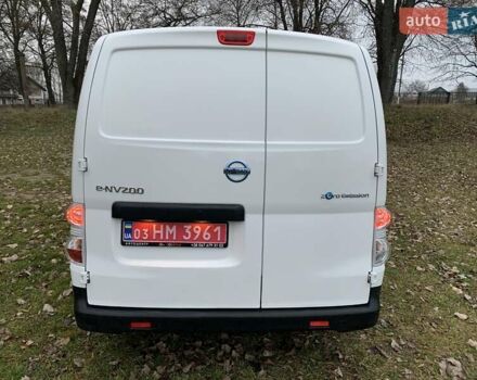 Білий Ніссан e-NV200, об'ємом двигуна 0 л та пробігом 92 тис. км за 12500 $, фото 27 на Automoto.ua